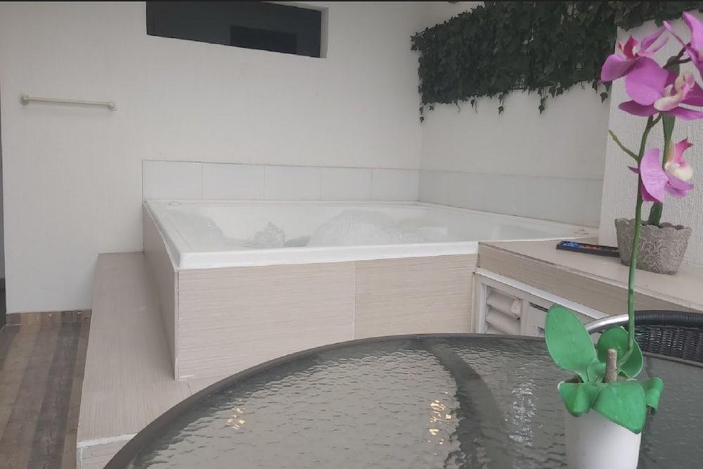קאלי Aw Hotel Ariston Las Vegas De Granada מראה חיצוני תמונה