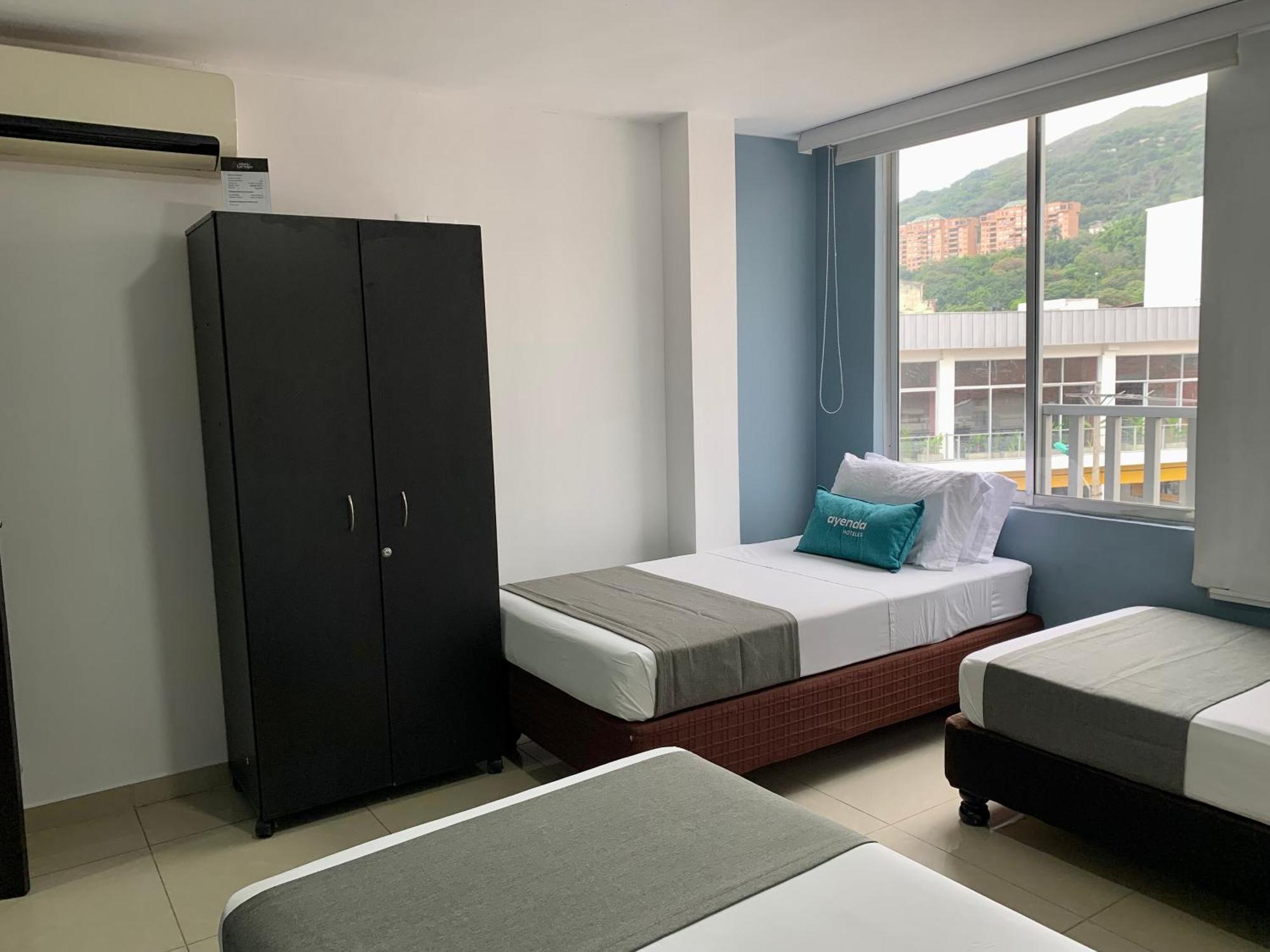 קאלי Aw Hotel Ariston Las Vegas De Granada מראה חיצוני תמונה