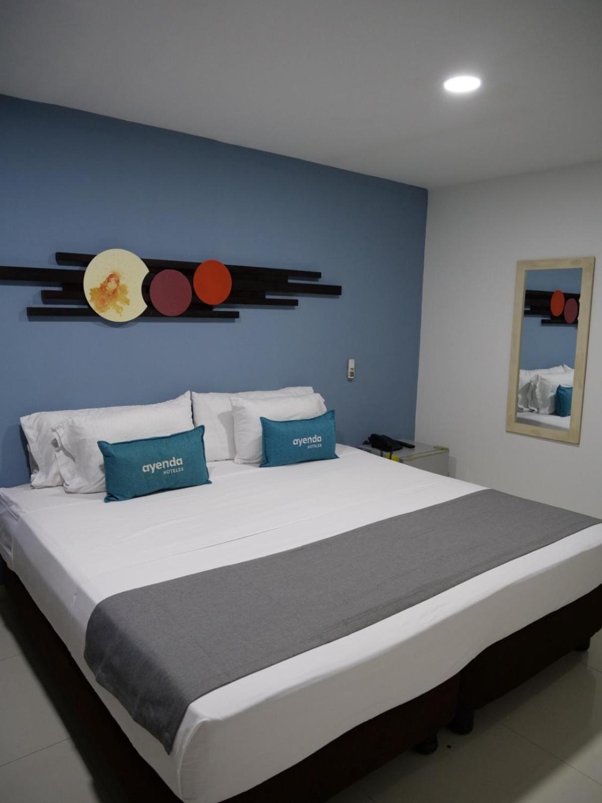 קאלי Aw Hotel Ariston Las Vegas De Granada מראה חיצוני תמונה