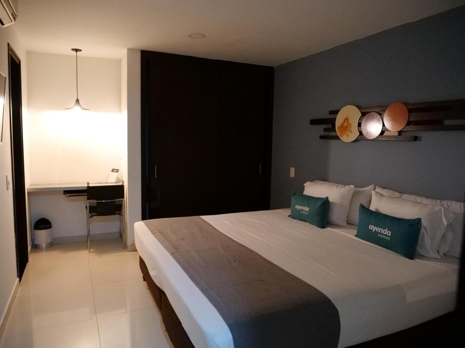 קאלי Aw Hotel Ariston Las Vegas De Granada מראה חיצוני תמונה