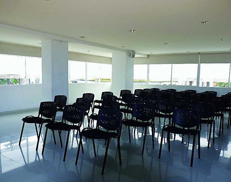 קאלי Aw Hotel Ariston Las Vegas De Granada מראה חיצוני תמונה