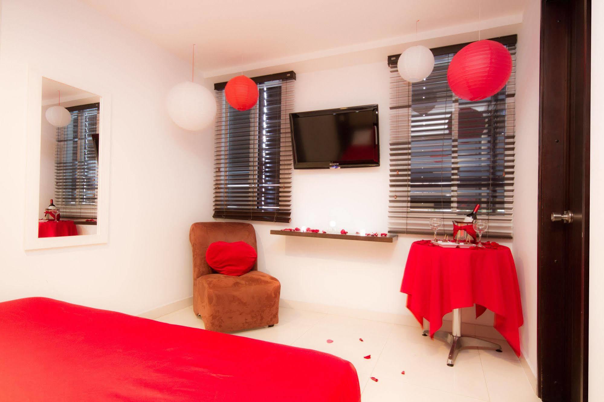 קאלי Aw Hotel Ariston Las Vegas De Granada מראה חיצוני תמונה