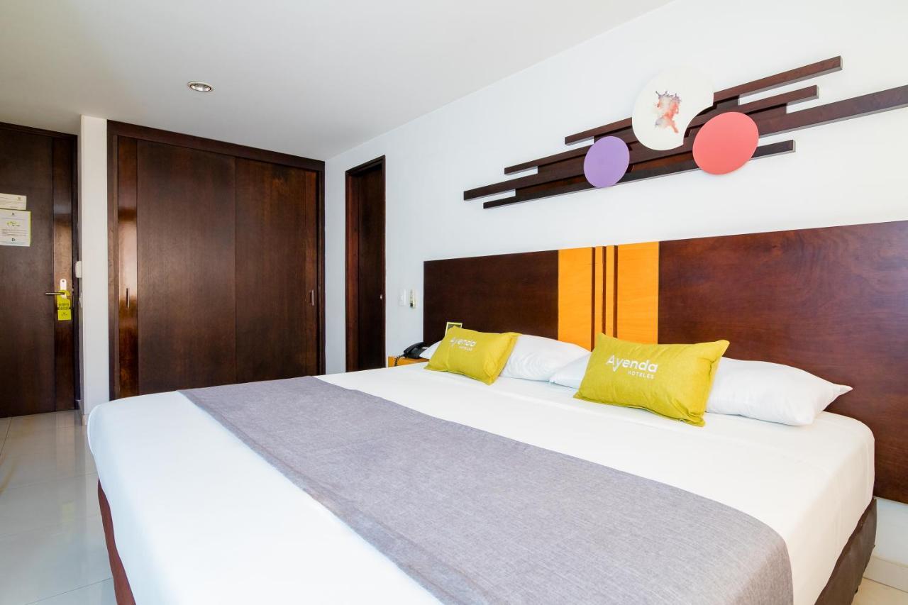 קאלי Aw Hotel Ariston Las Vegas De Granada מראה חיצוני תמונה