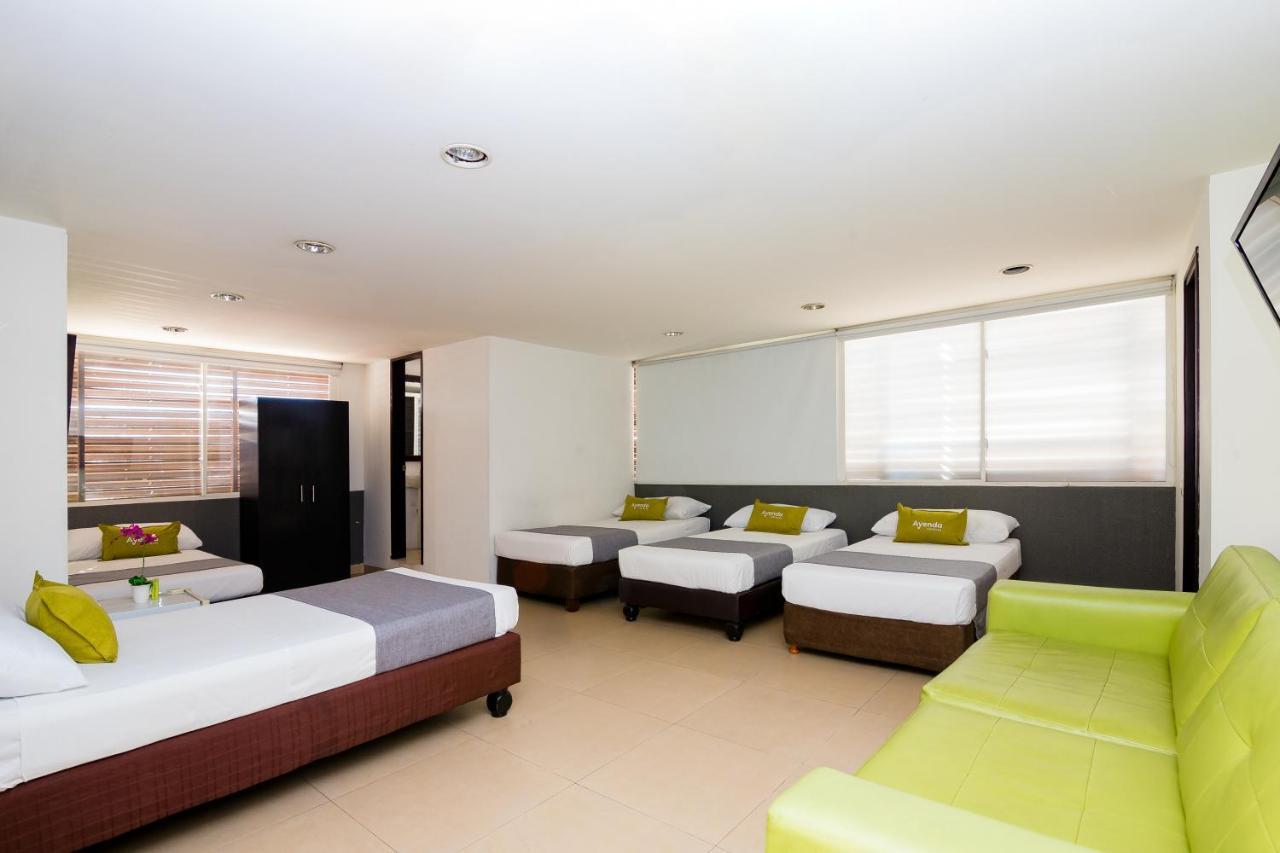 קאלי Aw Hotel Ariston Las Vegas De Granada מראה חיצוני תמונה
